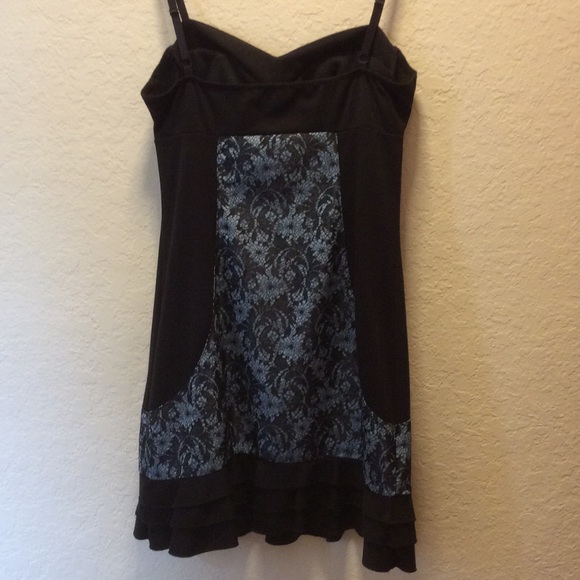 Mini dress - Picture 3 of 4