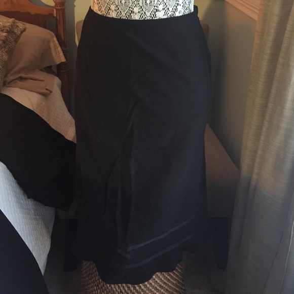 Grosgrain Ribbon Trimmed Tulip hem skirt - Picture 1 of 2