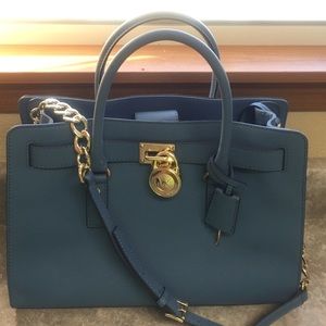 Blue Michael Kors Large Hamilton Bag 👛.