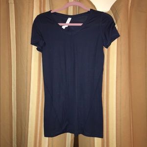 Navy Lululemon v-neck tee