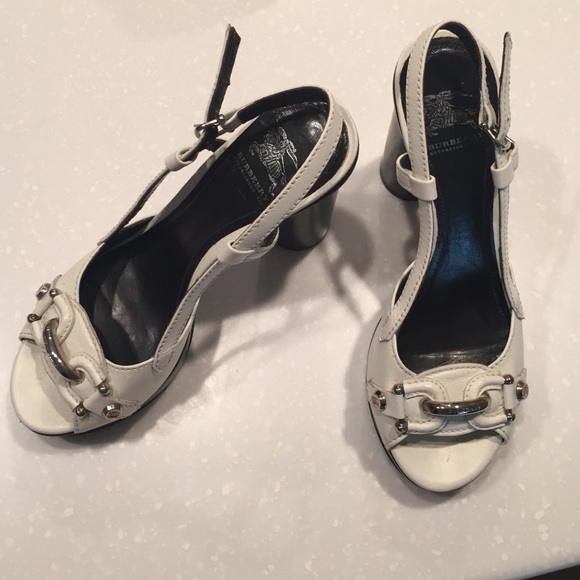 Burberry Shoes - 💗SALE💗 {Burberry} peep toe