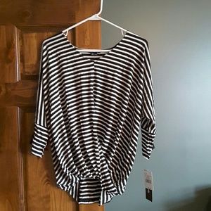 NWT Black and white short sleeve top