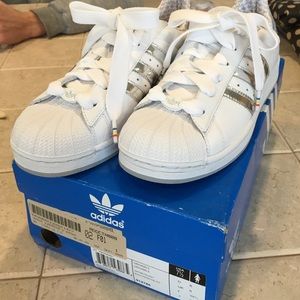 Classic Adidas White sneakers