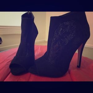 Sexy Black lace stiletto