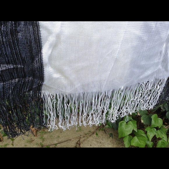 Scarf - Picture 3 of 3