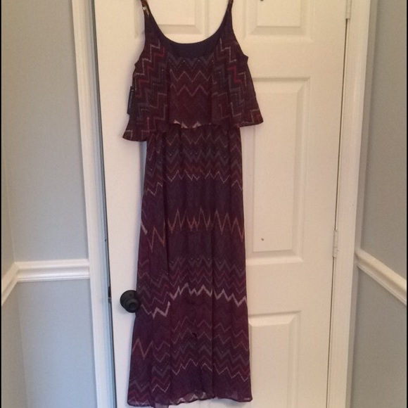 Maxi Dress - Picture 2 of 4
