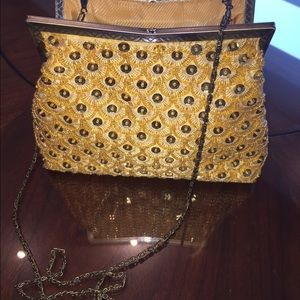 Mini bag/ clutch beaded color - Gold.