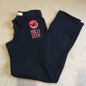 ☔️Hollister Sweats☔️