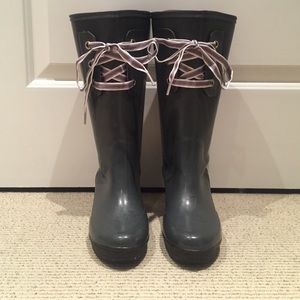 Sperry rain boots