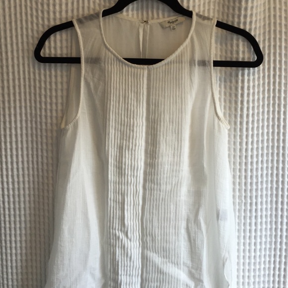 Madewell Breezy White Top for Spring