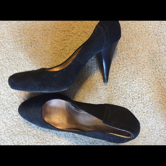 BCBGeneration 4" suede heels