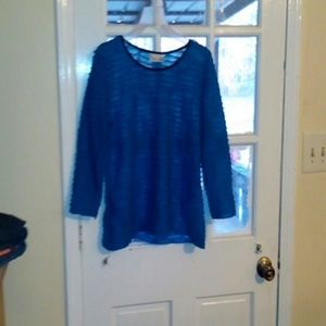 Blue top size large