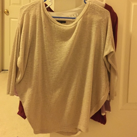 Cream 3/4 sleeve sweater