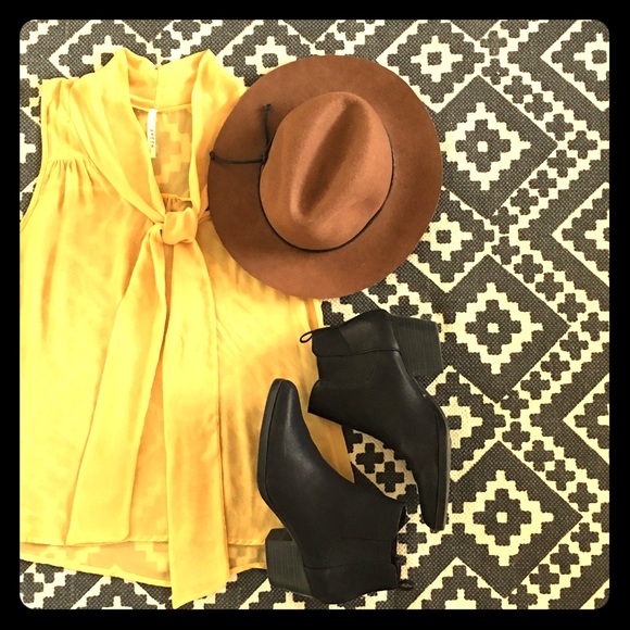 PRICE DROP | Sheer | Yellow | Tie Neck | Blouse
