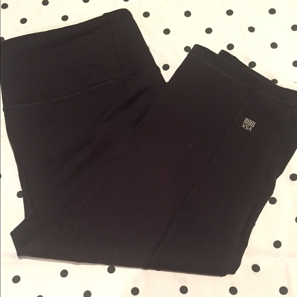 Victoria's Secret Sport Knockout Crop