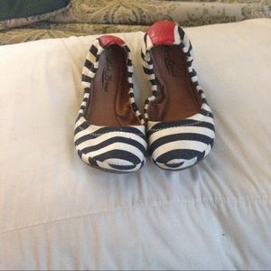 Lucky Brand striped flats