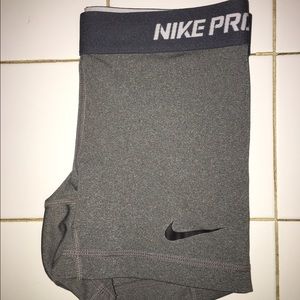 Nike pro shorts grey and black