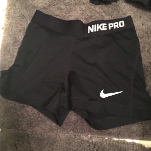 3 inch Nike pros