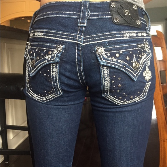 Miss Me straight leg jeans!!
