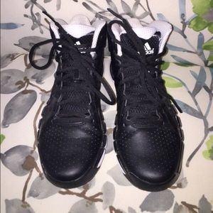 D Rose Adidas Basketball Shoes