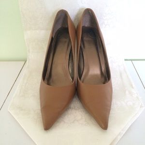 It's Ok camel brown heels