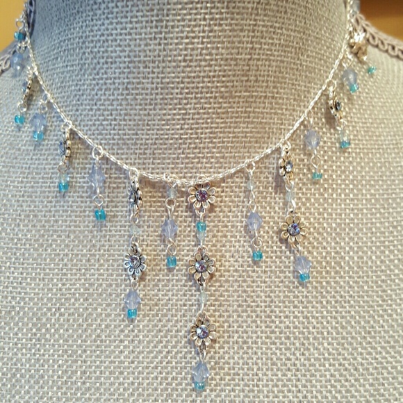 Bear Jewelry Jewelry - 🆕 Boutique crystal earrings and necklace set