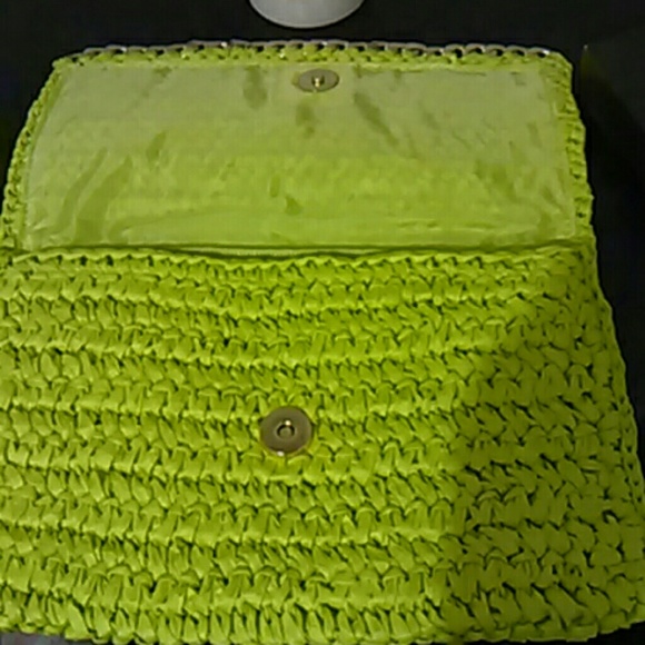 Clutch - Picture 3 of 4