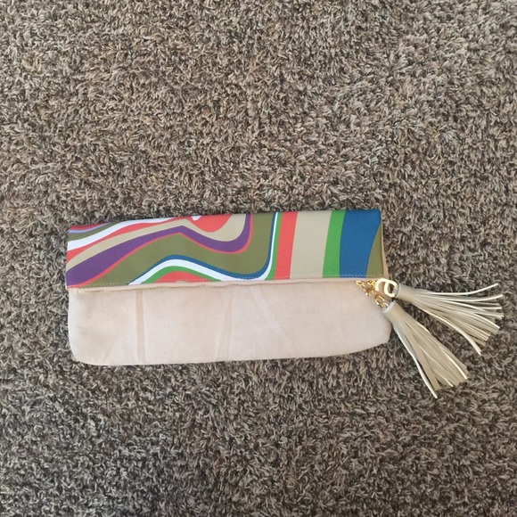 ARBONNE Clutch