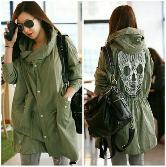 Awesome NWT Army Green Lace Skull Hooded Anorak