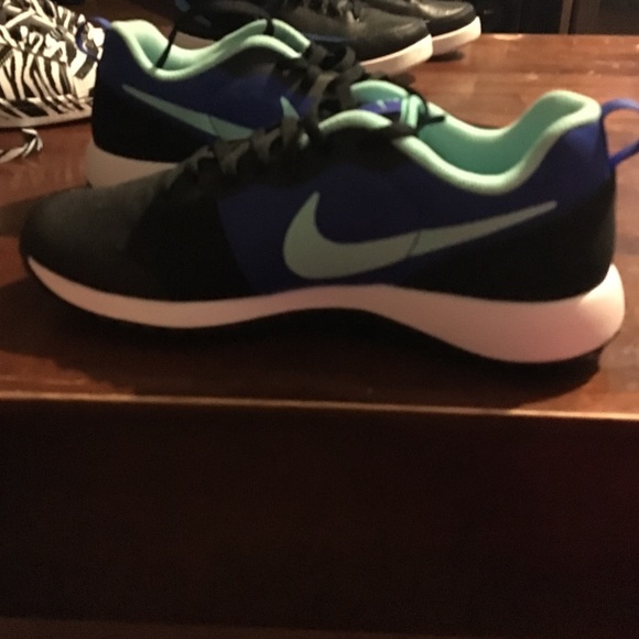 New - Picture 3 of 4