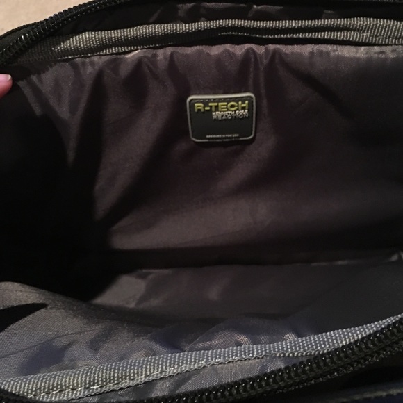 More pictures of Kenneth Cole laptop bag