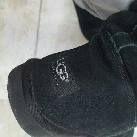 Uggs - image 3