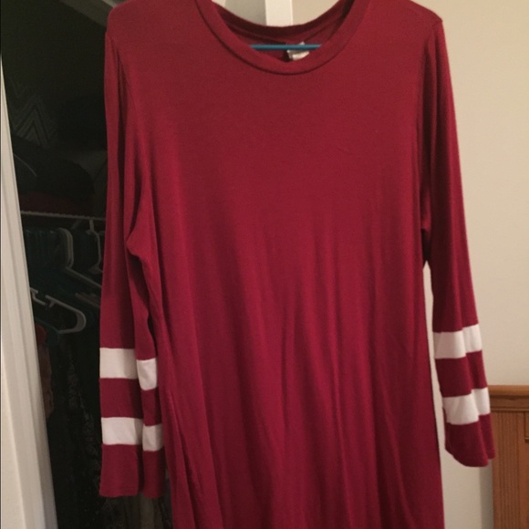 Baseball tee