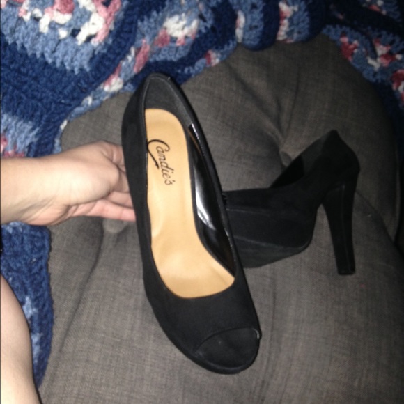 Heels - Picture 2 of 3