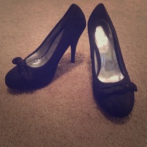 Black Lacey Heels with a Bow