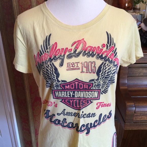 Harley Davidson Tee Shirt Large Pale yellow, cute