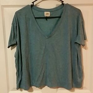 Slightly cropped tee