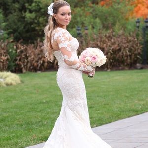 Welcome💄🍭 always happy to negotiate!