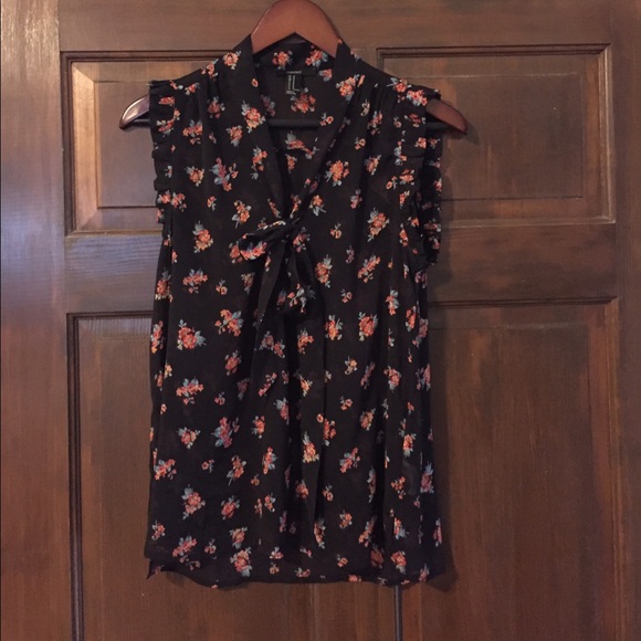 Forever 21  >> Spring Top