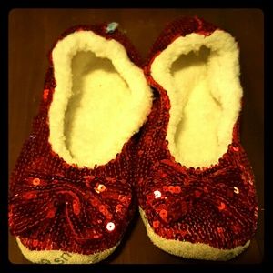 Fuzzy, Sequined Red slippers