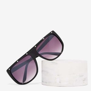 ❤️BOGO❤️New Nasty Gal Oversized Studded Sunglasses