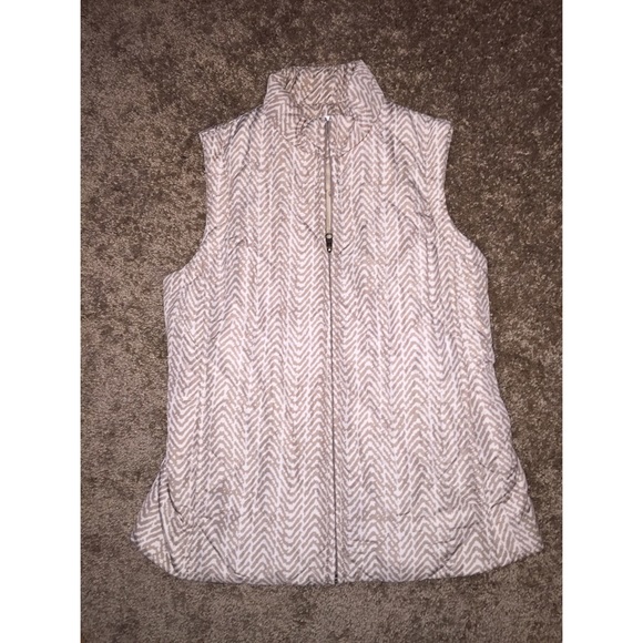❌DONATED-Spring time vest❌ - Picture 1 of 1