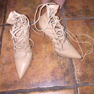 Tan lace up pumps
