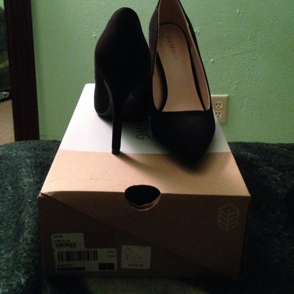 Call it Spring - Picture 3 of 4