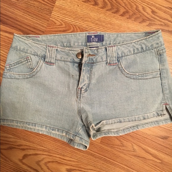 Lilu stretchy jeans shorts, size 7.
