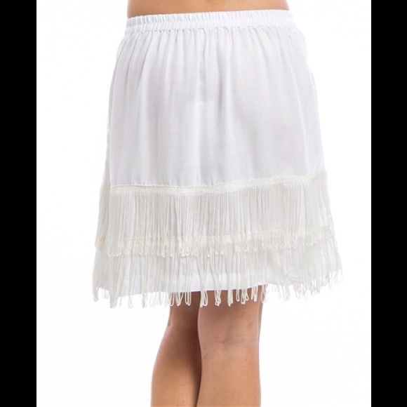 Sassy white fringe skirt.. - Picture 2 of 3