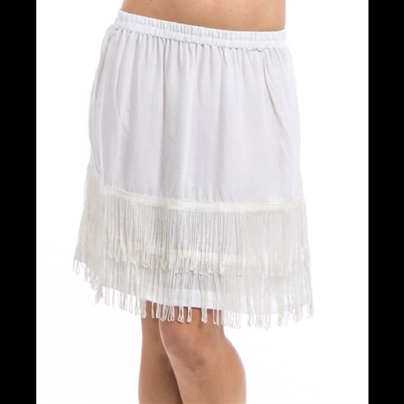 Sassy white fringe skirt.. - Picture 3 of 3