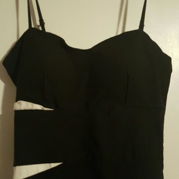 DONATED* Dress - Picture 2 of 3