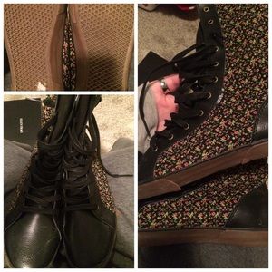 Women's Floral/Black Hi-top Shoes