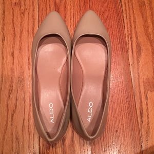 Nude flats size 9